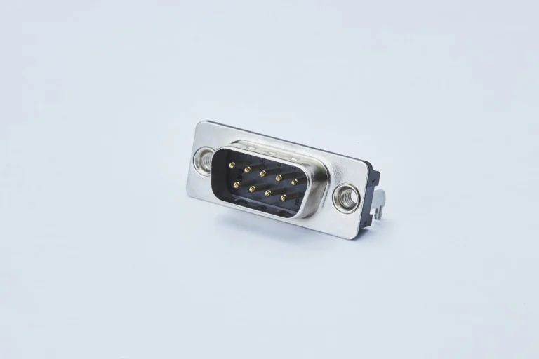 17__D-SUB 9-Pin Male Connector_Standard Right Angle